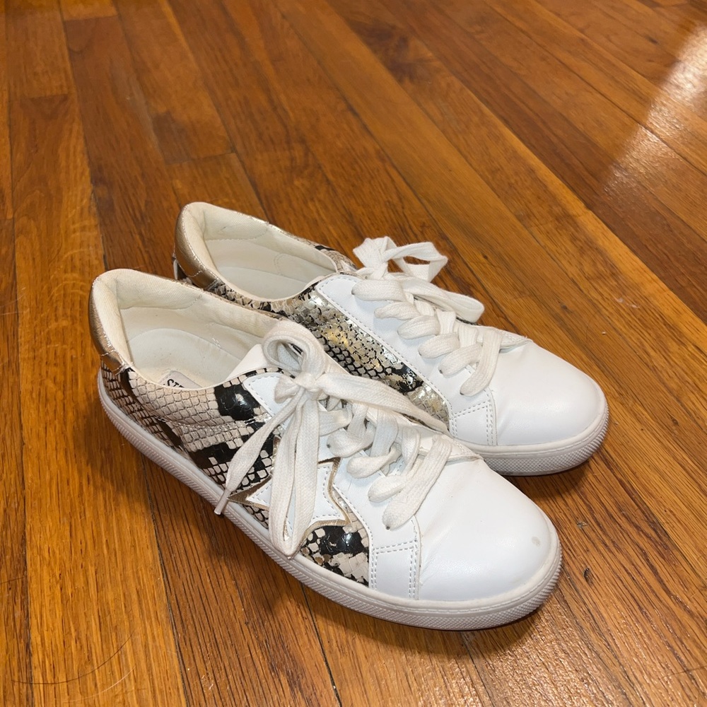 Steve Madden Star Sneakers